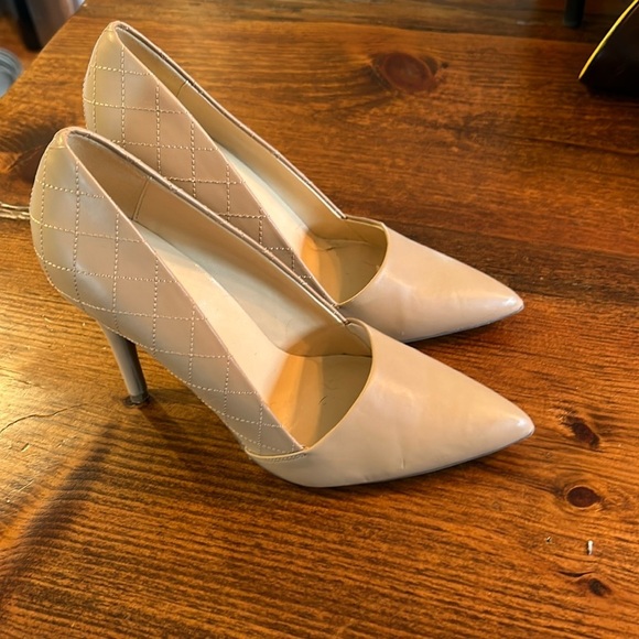 Guess stilettos Sz 9 - Picture 1 of 5